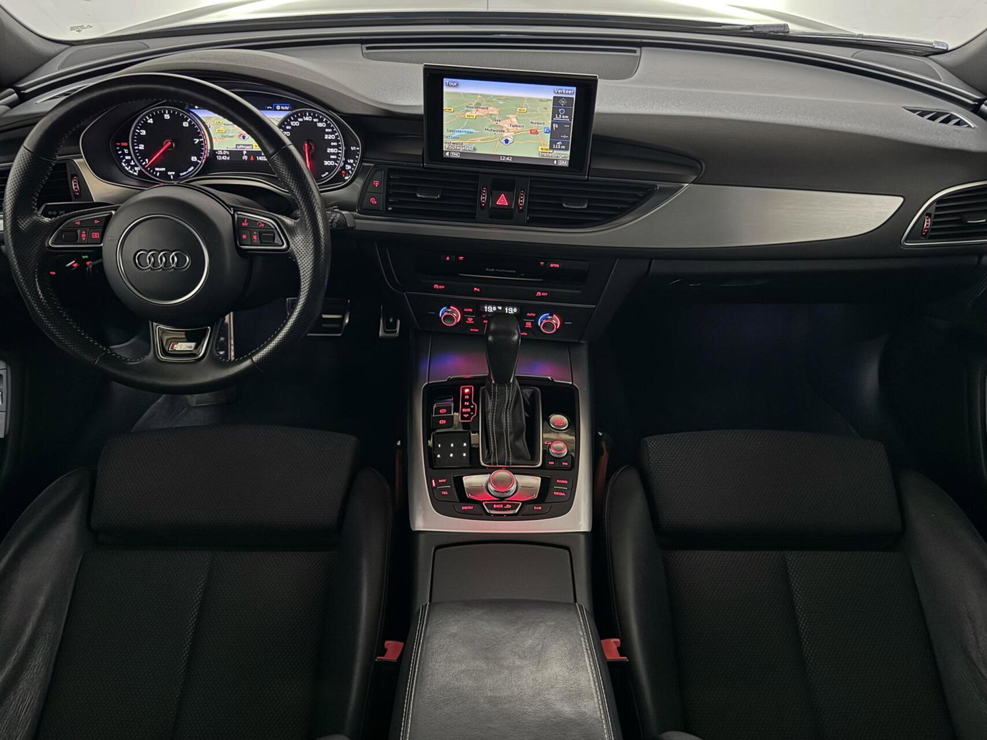 Audi A6 Avant 1.8 TFSI Ultra S-Line Leer Camera Trekh. NAP