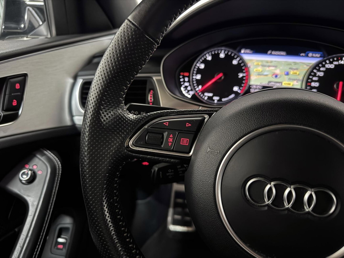 Audi A6 Avant 1.8 TFSI Ultra S-Line Leer Camera Trekh. NAP