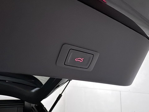 Audi A6 Avant 1.8 TFSI Ultra S-Line Leer Camera Trekh. NAP