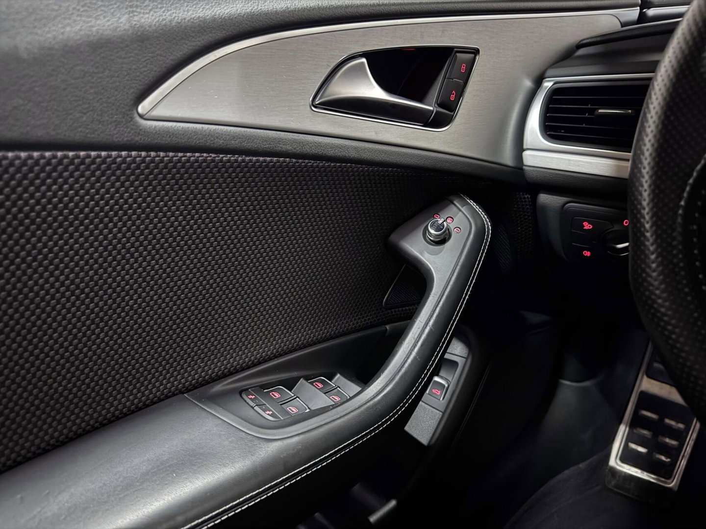 Audi A6 Avant 1.8 TFSI Ultra S-Line Leer Camera Trekh. NAP