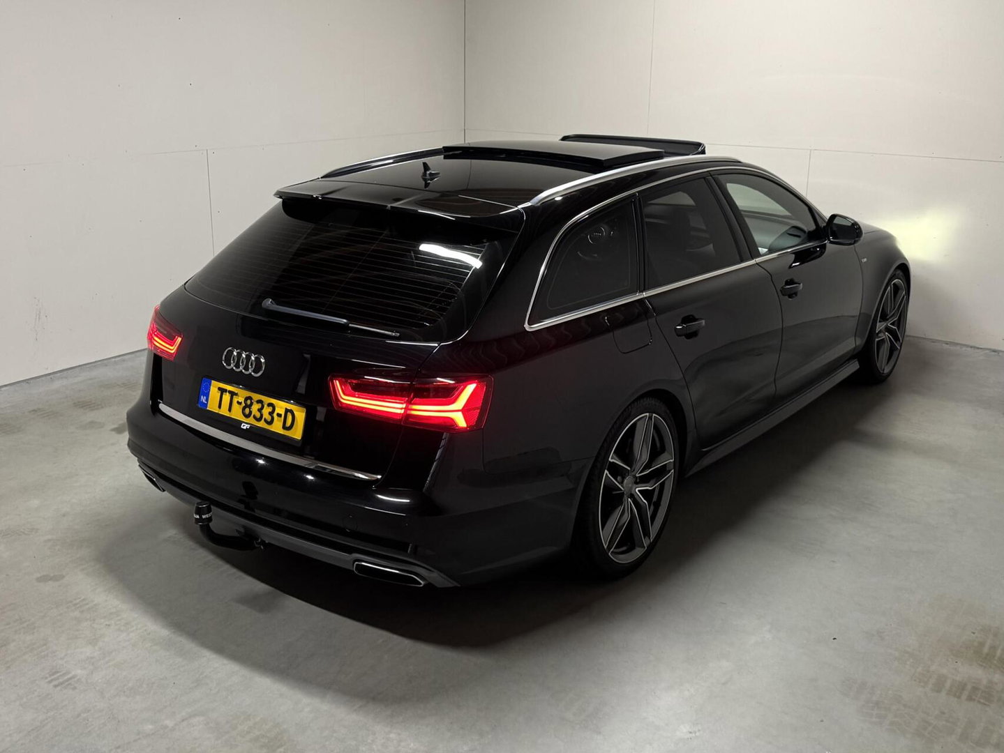 Audi A6 Avant 1.8 TFSI Ultra S-Line Leer Camera Trekh. NAP