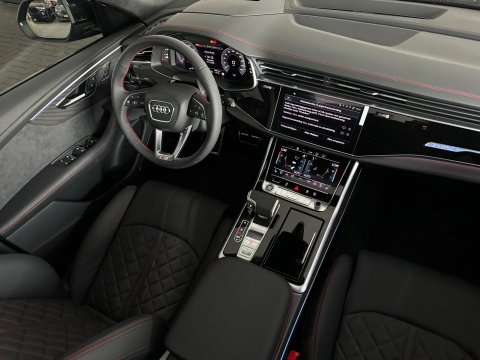 Audi Q8 60 TFSI e quattro S Line Compet Pano|RS Seat|HuD|B&O|VOL