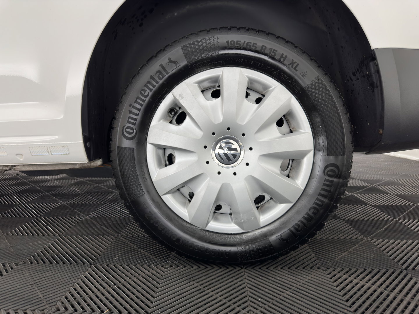 Volkswagen Caddy 1.4 TGI L2H1 EcoFuel Maxi ( CNG ) *AIRCO | CRUISE | PDC | COMFORT-SEATS | RADIO-CD/MP3*