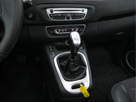 Renault Scénic 2.0 Aut. *PANO | LEATHER-FABRIC | NAVI-FULLMAP | KEYLESS | ECC | DIGIT-COCKPIT | PDC | CRUISE | TOWBAR |  17''ALU*