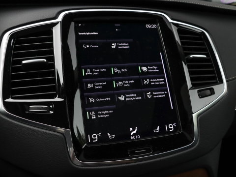 Volvo XC90 2.0 T8 Recharge AWD Inscription Exclusive 7p. SoH 94% Luchtvering Panoramadak