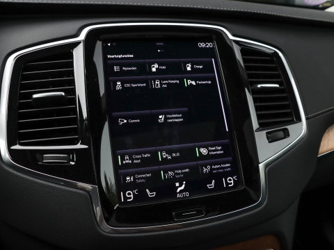 Volvo XC90 2.0 T8 Recharge AWD Inscription Exclusive 7p. SoH 94% Luchtvering Panoramadak