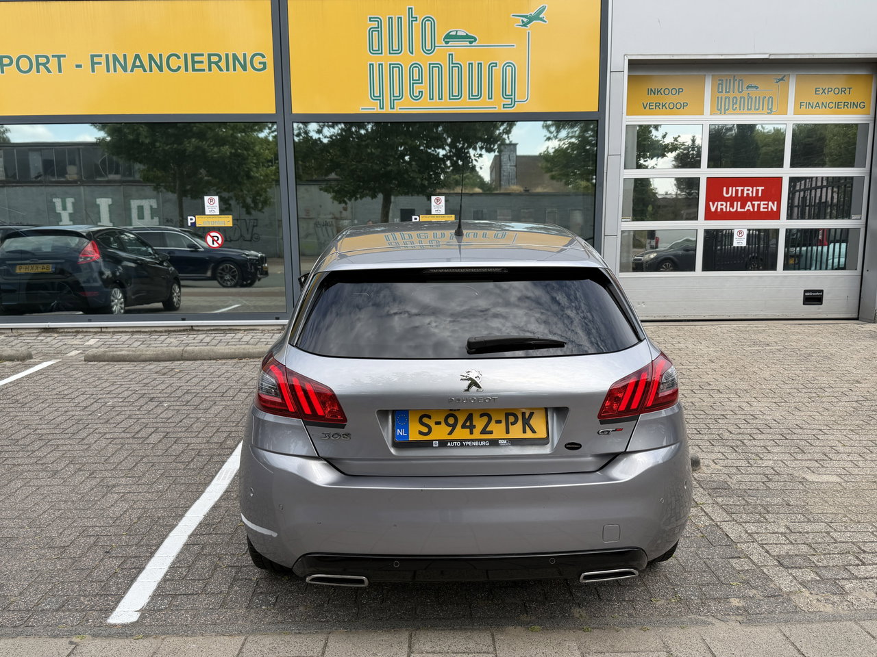 Peugeot 308