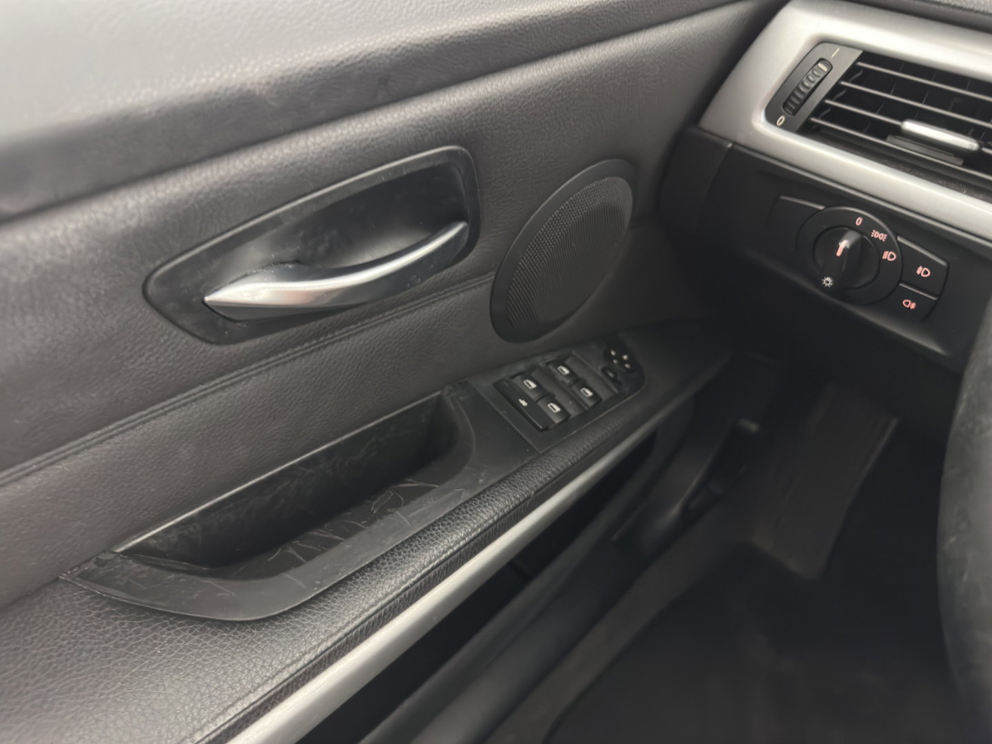 BMW 3 Serie Touring 330i Dynamic Executive Aut. *PANO | LEATHER | XENON | HEATED-SPORTSEATS | NAVI-FULLMAP | ECC | PDC | CRUISE | 18''ALU*