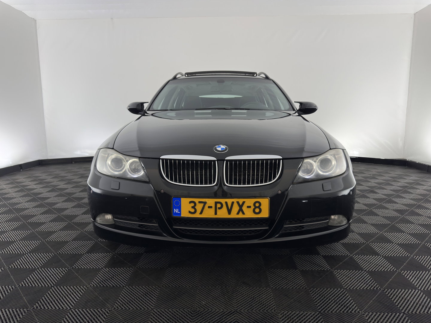BMW 3 Serie Touring 330i Dynamic Executive Aut. *PANO | LEATHER | XENON | HEATED-SPORTSEATS | NAVI-FULLMAP | ECC | PDC | CRUISE | 18''ALU*