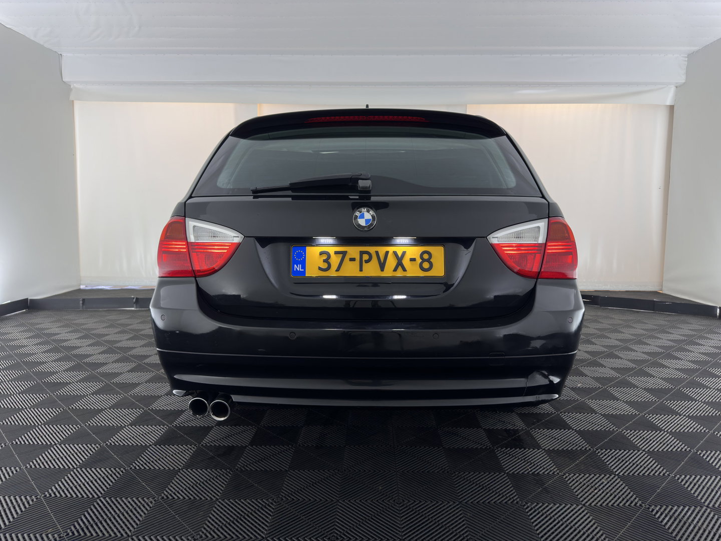 BMW 3 Serie Touring 330i Dynamic Executive Aut. *PANO | LEATHER | XENON | HEATED-SPORTSEATS | NAVI-FULLMAP | ECC | PDC | CRUISE | 18''ALU*