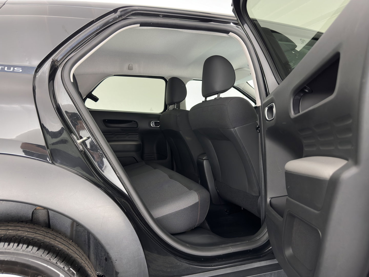 Citroën C4 Cactus 1.5 BlueHDi Business (INCL.BTW) *NAVI-FULLMAP | COMFORT-SEATS | PRIVACY-GLASS | DAB+ | ECC | PDC | CRUISE | 16''ALU*