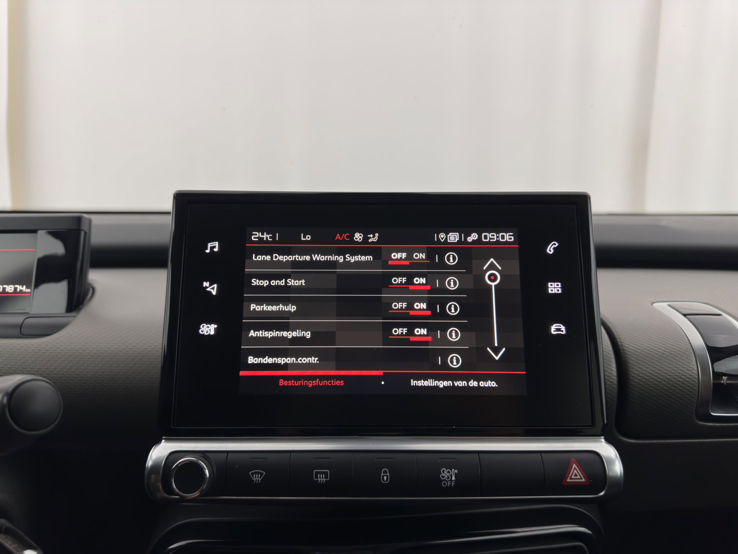 Citroën C4 Cactus 1.5 BlueHDi Business (INCL.BTW) *NAVI-FULLMAP | COMFORT-SEATS | PRIVACY-GLASS | DAB+ | ECC | PDC | CRUISE | 16''ALU*