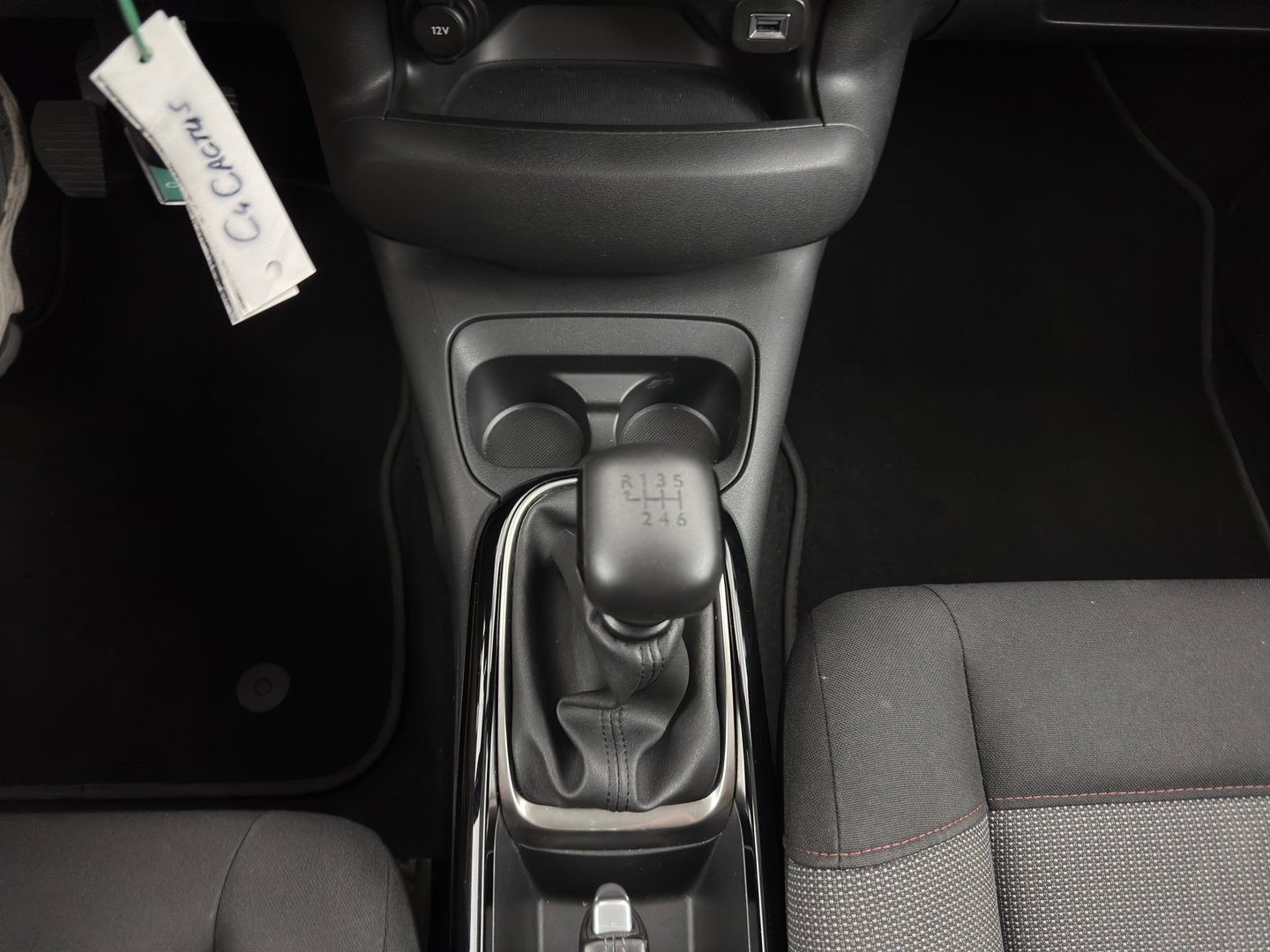 Citroën C4 Cactus 1.5 BlueHDi Business (INCL.BTW) *NAVI-FULLMAP | COMFORT-SEATS | PRIVACY-GLASS | DAB+ | ECC | PDC | CRUISE | 16''ALU*