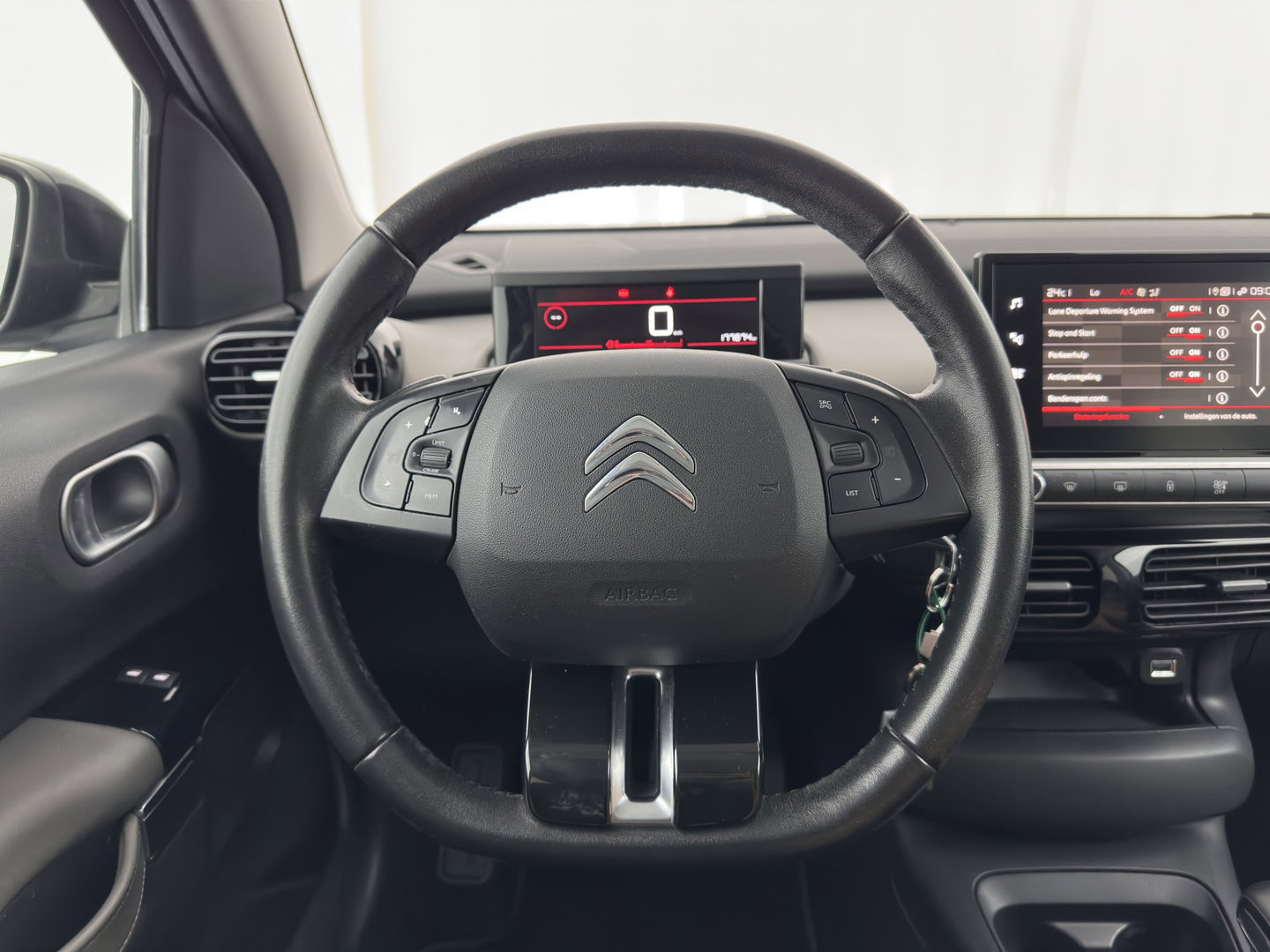 Citroën C4 Cactus 1.5 BlueHDi Business (INCL.BTW) *NAVI-FULLMAP | COMFORT-SEATS | PRIVACY-GLASS | DAB+ | ECC | PDC | CRUISE | 16''ALU*