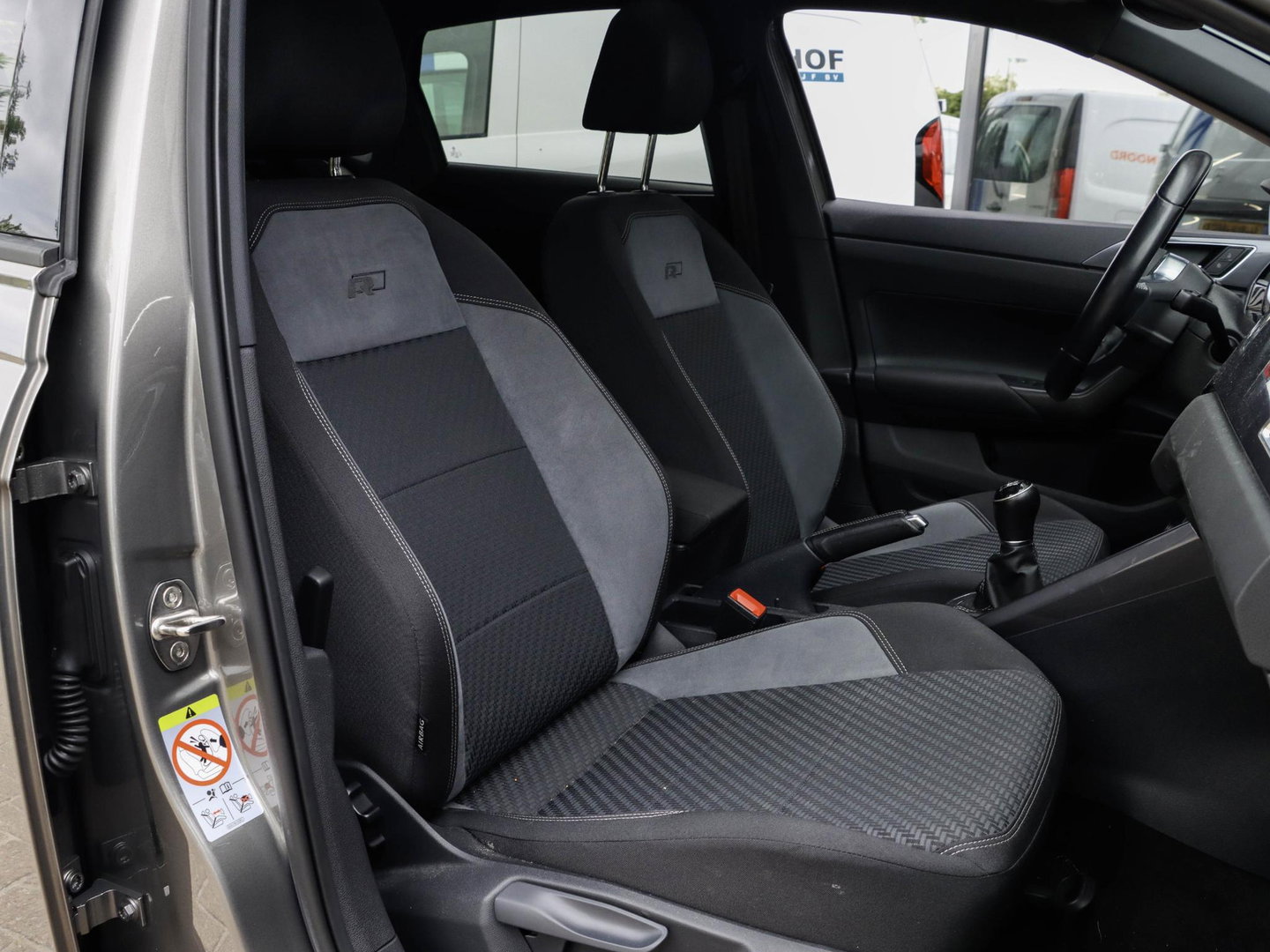 Volkswagen Polo 1.0 TSI Highline 3x R Line Panodak Virtual Clima 1e eigenaar!