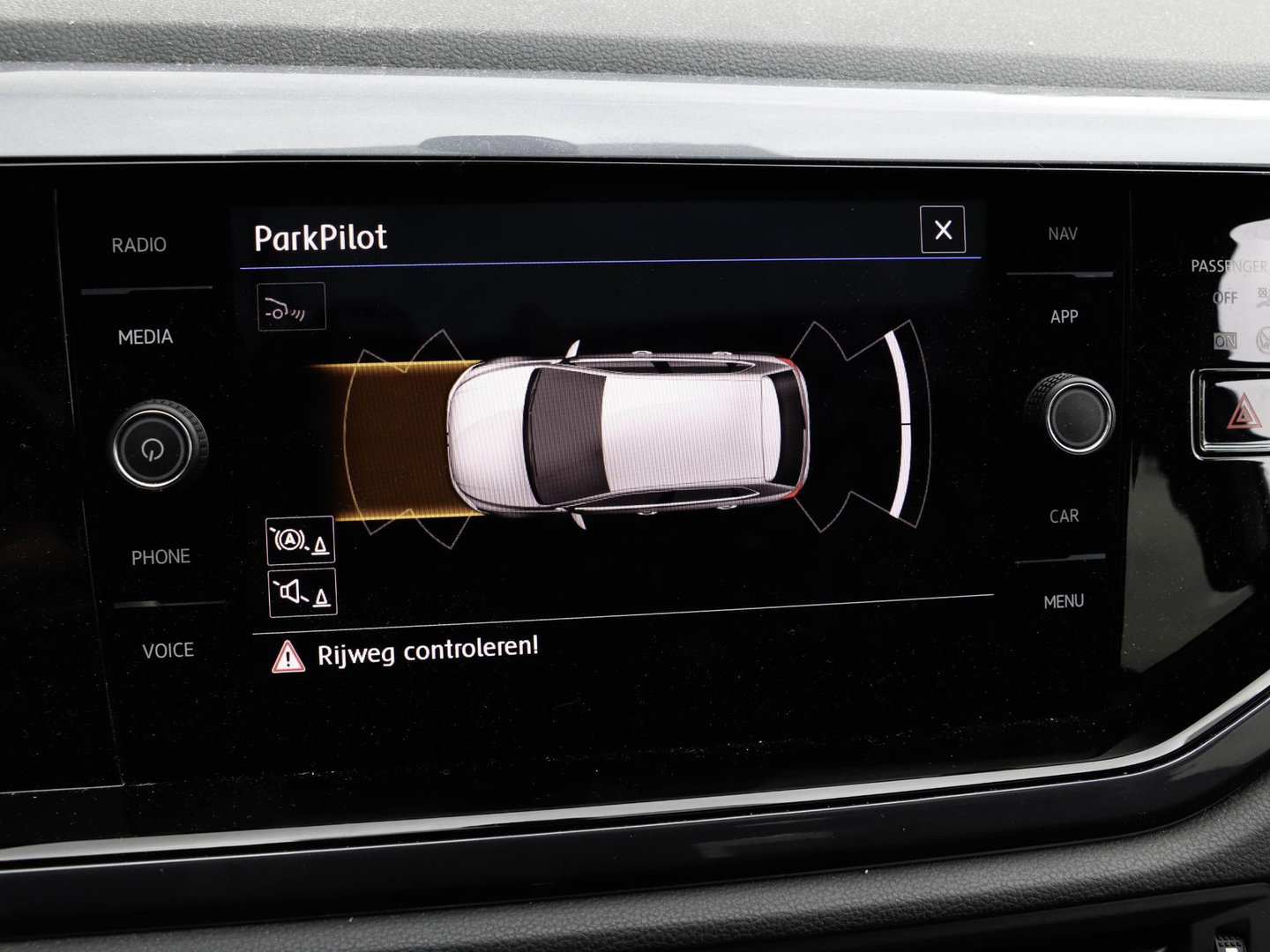 Volkswagen Polo 1.0 TSI Highline 3x R Line Panodak Virtual Clima 1e eigenaar!