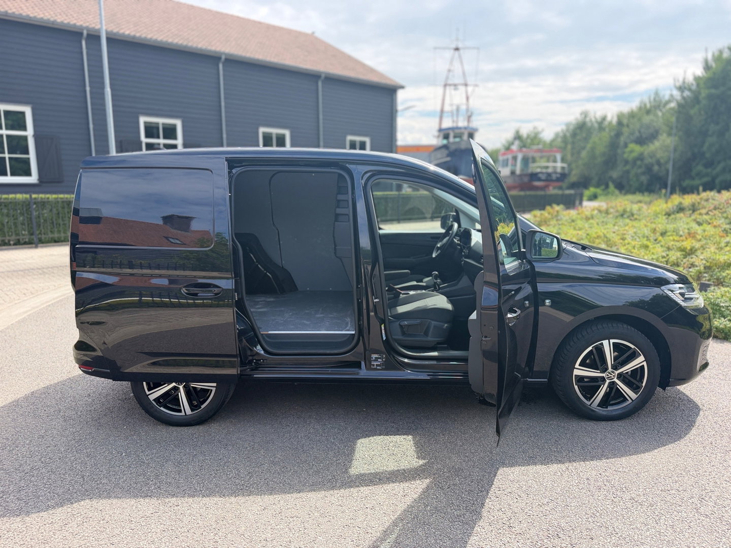Volkswagen Caddy Cargo 2.0 TDI Exclusive Apple carplay Navi Led-Xenon Virtual-Display Trekhaak
