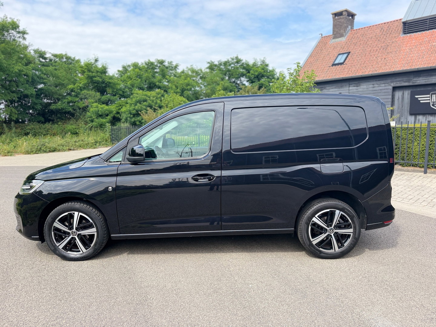 Volkswagen Caddy Cargo 2.0 TDI Exclusive Apple carplay Navi Led-Xenon Virtual-Display Trekhaak