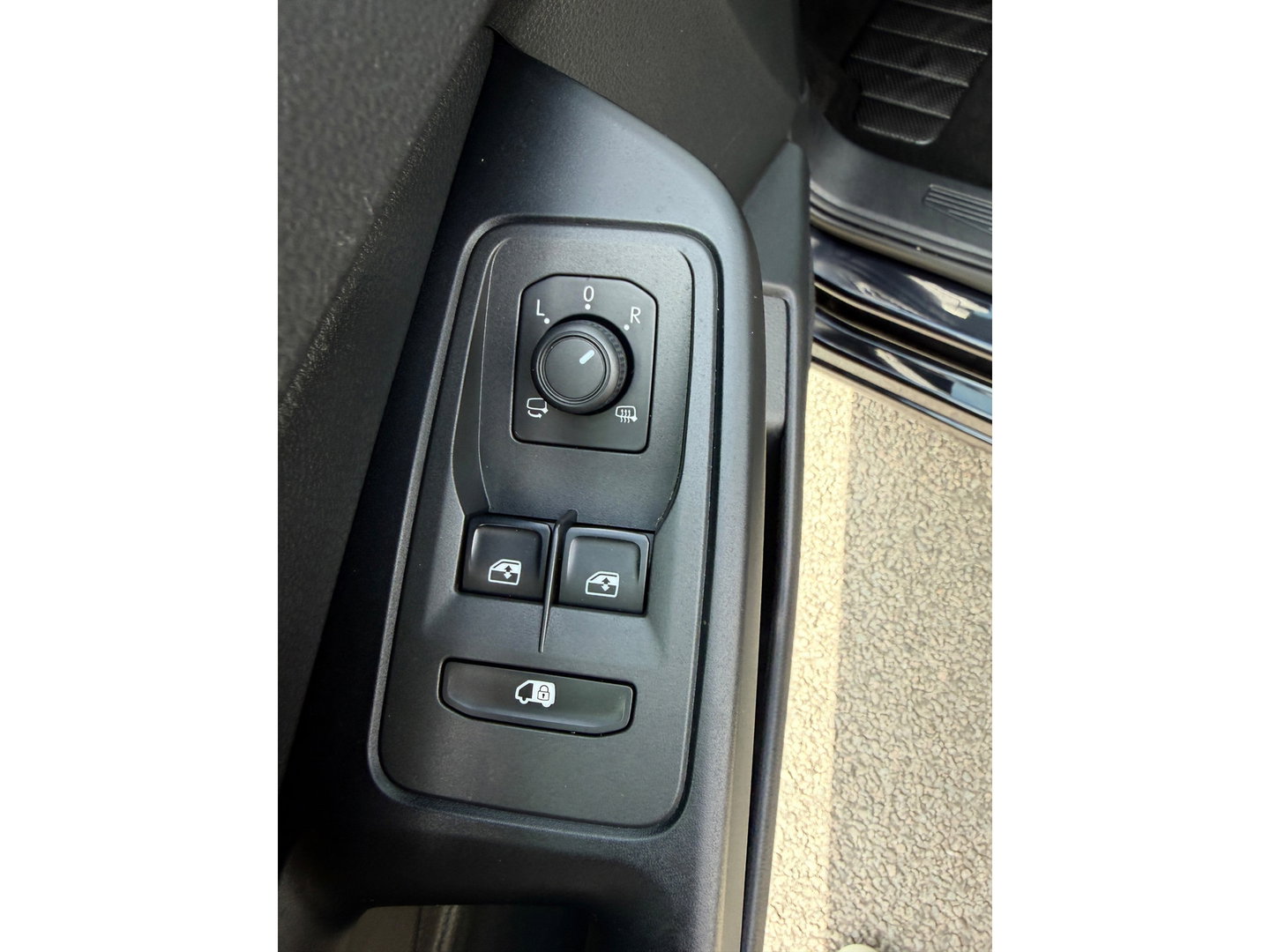 Volkswagen Caddy Cargo 2.0 TDI Exclusive Apple carplay Navi Led-Xenon Virtual-Display Trekhaak