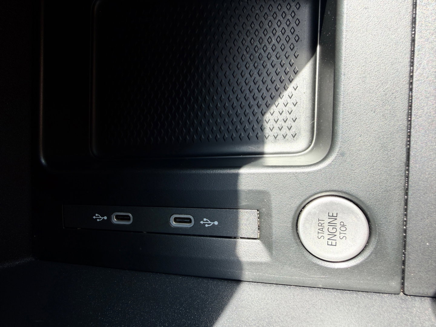 Volkswagen Caddy Cargo 2.0 TDI Exclusive Apple carplay Navi Led-Xenon Virtual-Display Trekhaak