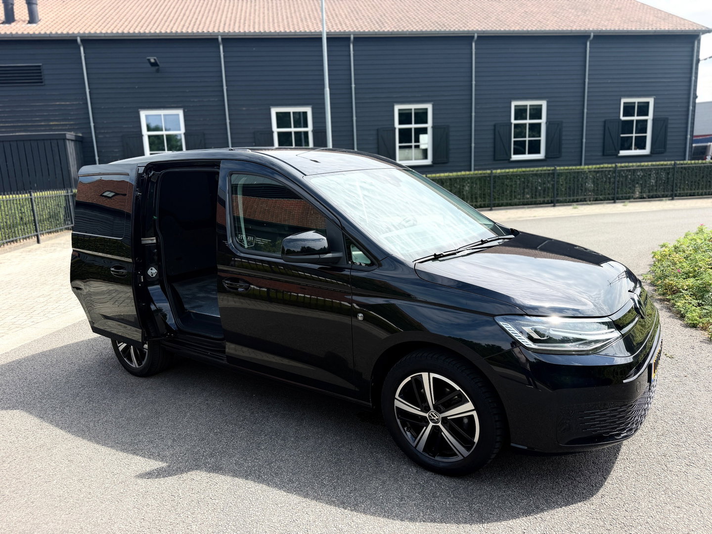 Volkswagen Caddy Cargo 2.0 TDI Exclusive Apple carplay Navi Led-Xenon Virtual-Display Trekhaak