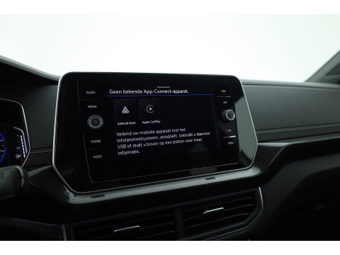 Volkswagen T-Cross 1.0 TSI R-Line DSG | IQ. Light | Apple CarPlay | Camera + PDC | Adapt. Cruise | 18'' | Digi. Cockpit |
