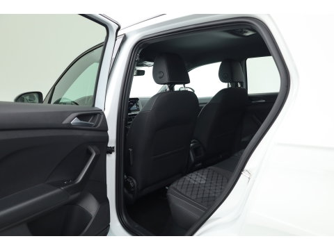 Volkswagen T-Cross 1.0 TSI R-Line DSG | IQ. Light | Apple CarPlay | Camera + PDC | Adapt. Cruise | 18'' | Digi. Cockpit |