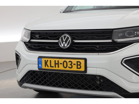 Volkswagen T-Cross 1.0 TSI R-Line DSG | IQ. Light | Apple CarPlay | Camera + PDC | Adapt. Cruise | 18'' | Digi. Cockpit |