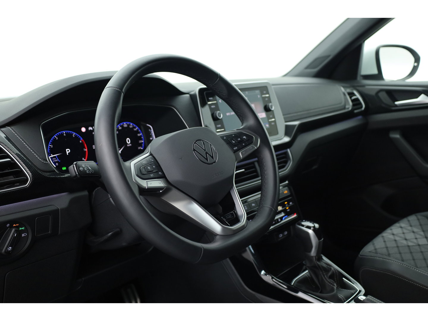 Volkswagen T-Cross 1.0 TSI R-Line DSG | IQ. Light | Apple CarPlay | Camera + PDC | Adapt. Cruise | 18'' | Digi. Cockpit |