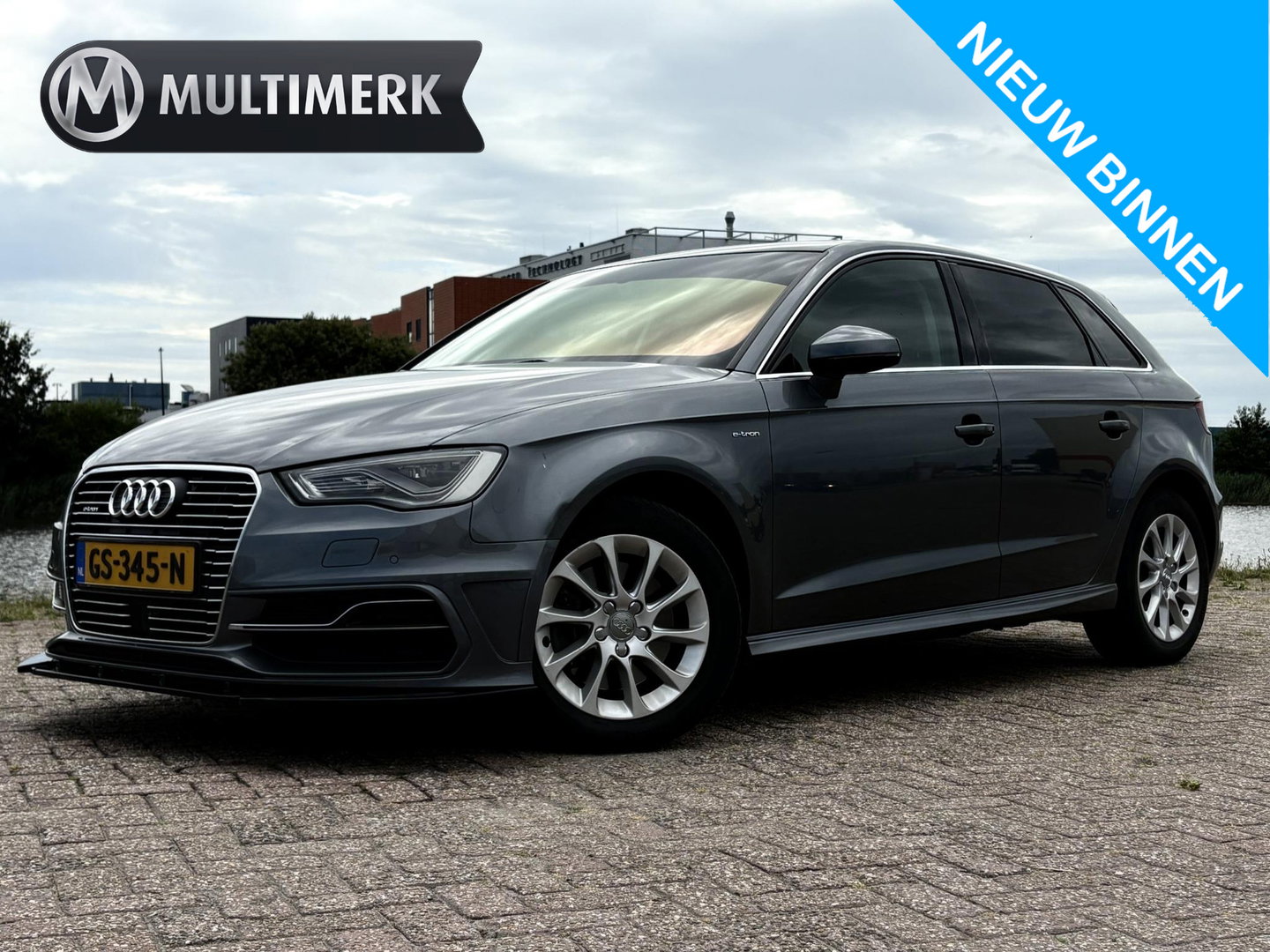 Audi A3 Sportback 1.4 e-tron PHEV Attraction Pro Line plus | CHAMELEON FOLIE | SPOILERS |  SOUNDBOX | PANO | SOH 81%