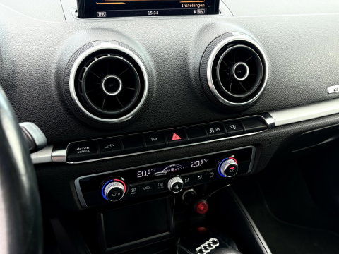 Audi A3 Sportback 1.4 e-tron PHEV Attraction Pro Line plus | CHAMELEON FOLIE | SPOILERS |  SOUNDBOX | PANO | SOH 81%