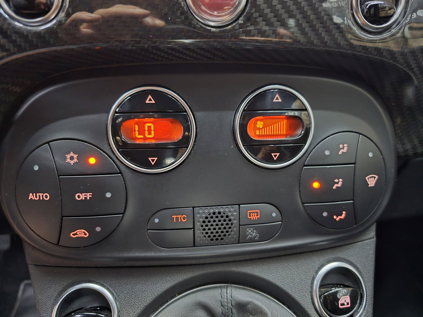 Fiat 500 1.4 T-Jet Abarth Competizione Esseessee 70th Anniversary Carbon 180PK!