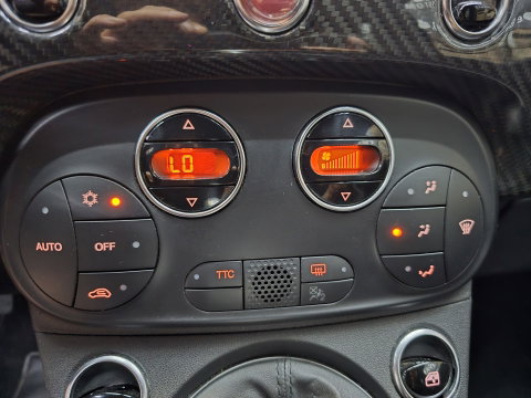 Fiat 500 1.4 T-Jet Abarth Competizione Esseessee 70th Anniversary Carbon 180PK!