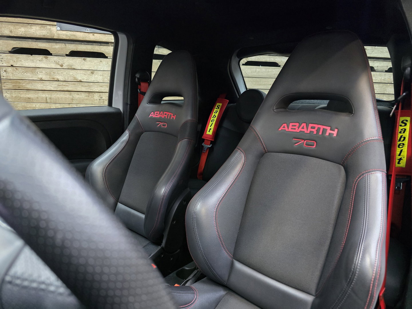 Fiat 500 1.4 T-Jet Abarth Competizione Esseessee 70th Anniversary Carbon 180PK!