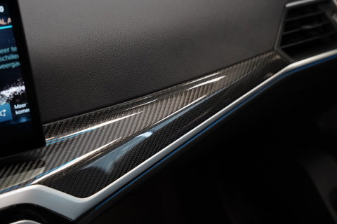 BMW 4 Serie Gran Coupé M440i xDrive High Executive ACC Opendak Wide Screen Head-up H&K Trekhaak Carbon Laser Light Portimao Blue!