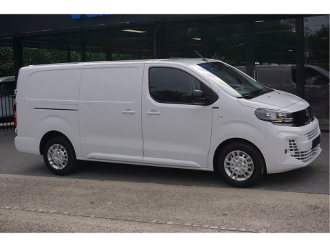 Opel Vivaro 2.0D 145PK EAT8 AUT L3H1 Apple CP, Cam, Betimmering, Trekhaak, Standkachel!! Nr. D01*