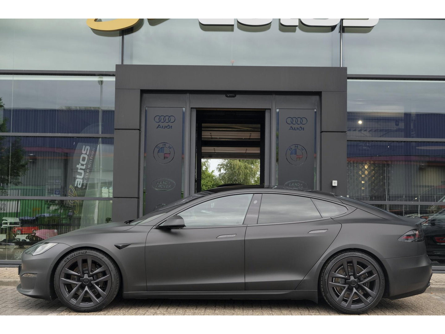 Tesla Model S Plaid + 1020pk Yoke stuur FSD *BTW* Panoramadak Full Self Drive NLauto 21' LMV
