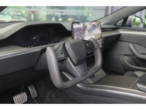 Tesla Model S Plaid + 1020pk Yoke stuur FSD *BTW* Panoramadak Full Self Drive NLauto 21' LMV