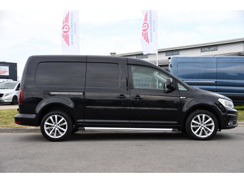 Volkswagen Caddy 2.0 TDI L2H1 Maxi Highline Cruise, Leder, LED,  Automaat, multimedia, 150pk, NAVI, Trekhaak, Sensoren, Voorruit verwarming, Uniek!