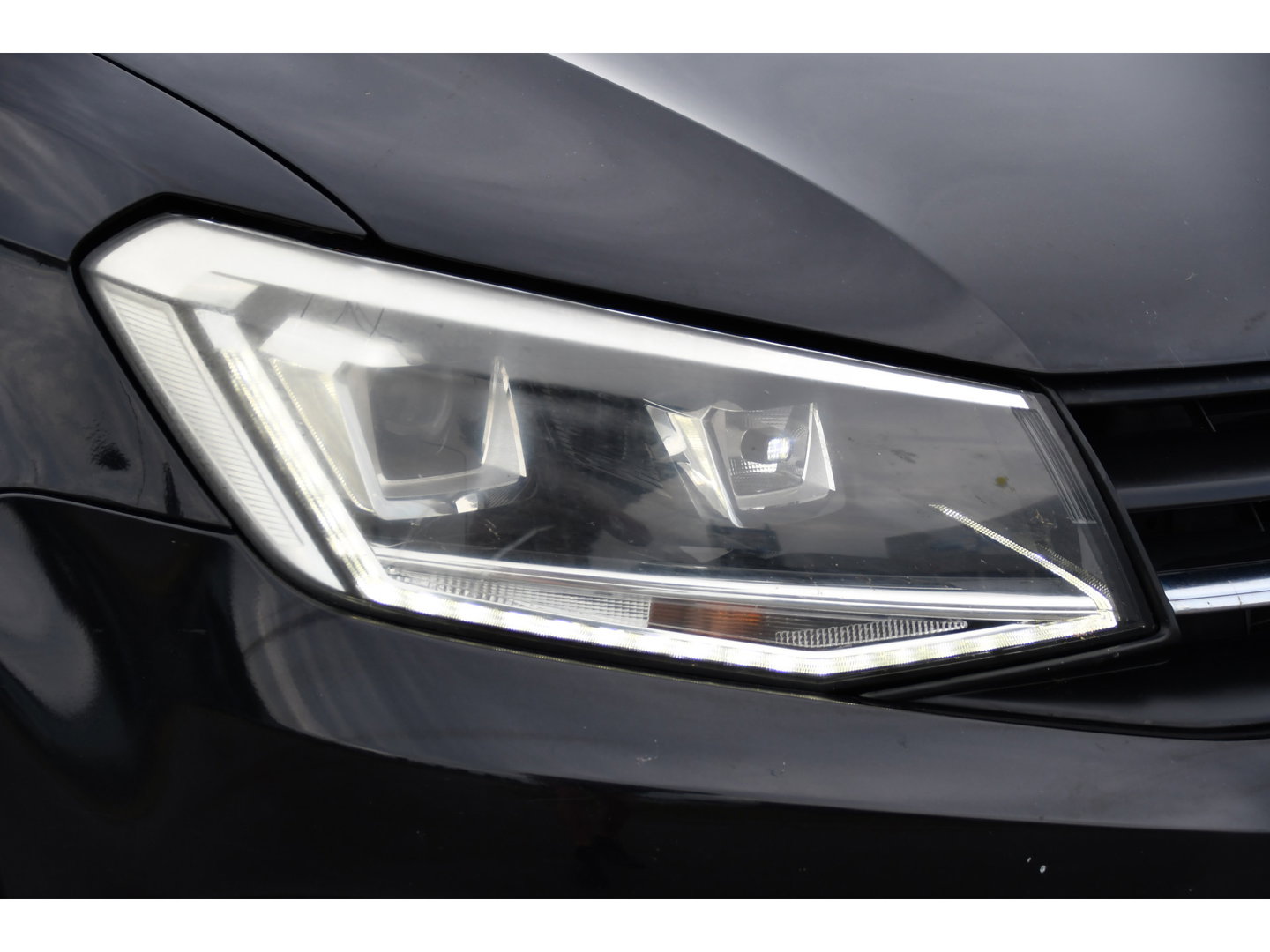 Volkswagen Caddy 2.0 TDI L2H1 Maxi Highline Cruise, Leder, LED,  Automaat, multimedia, 150pk, NAVI, Trekhaak, Sensoren, Voorruit verwarming, Uniek!