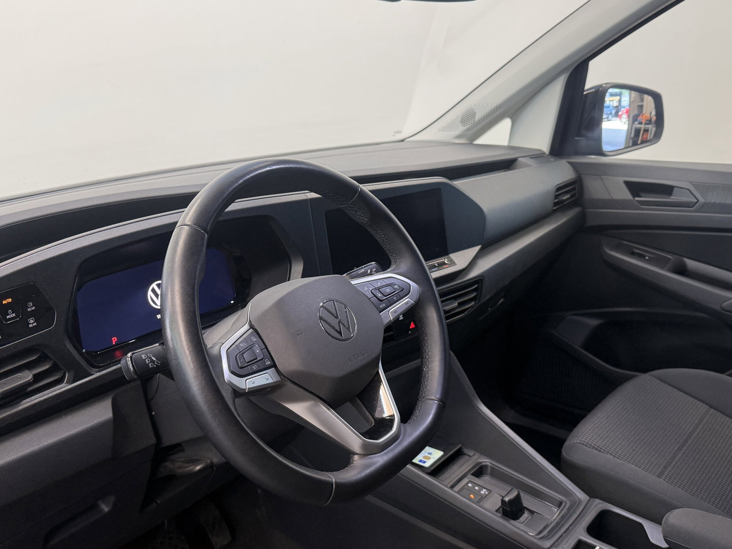 Volkswagen Caddy Cargo Maxi 1.5 TSI Style PDC Navigatie