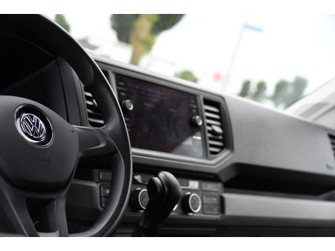 Volkswagen Crafter 35 2.0 TDI L3H3 PB Edition Camera, Cruise, Carplay, LED, 177pk, Automaat, Multimedia, Standkachel, Sensoren, Uniek!