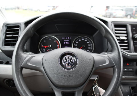 Volkswagen Crafter 35 2.0 TDI L3H3 PB Edition Camera, Cruise, Carplay, LED, 177pk, Automaat, Multimedia, Standkachel, Sensoren, Uniek!