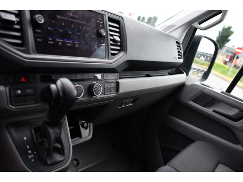 Volkswagen Crafter 35 2.0 TDI L3H3 PB Edition Camera, Cruise, Carplay, LED, 177pk, Automaat, Multimedia, Standkachel, Sensoren, Uniek!