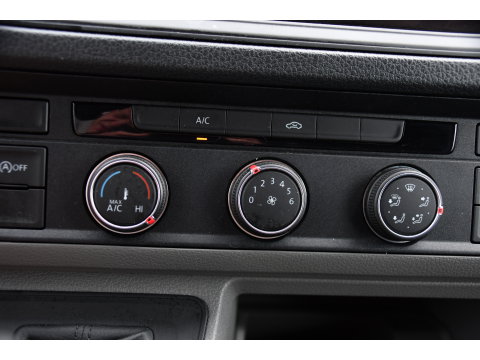 Volkswagen Crafter 35 2.0 TDI L3H3 PB Edition Camera, Cruise, Carplay, LED, 177pk, Automaat, Multimedia, Standkachel, Sensoren, Uniek!