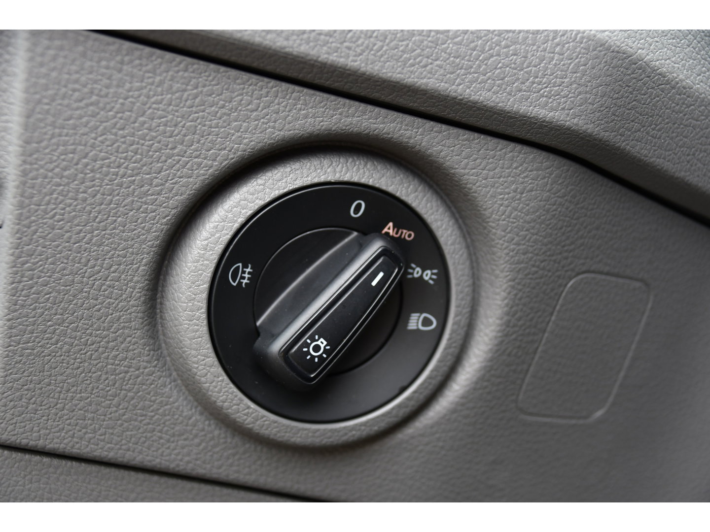 Volkswagen Crafter 35 2.0 TDI L3H3 PB Edition Camera, Cruise, Carplay, LED, 177pk, Automaat, Multimedia, Standkachel, Sensoren, Uniek!