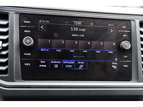 Volkswagen Crafter 35 2.0 TDI L3H3 PB Edition Camera, Cruise, Carplay, LED, 177pk, Automaat, Multimedia, Standkachel, Sensoren, Uniek!