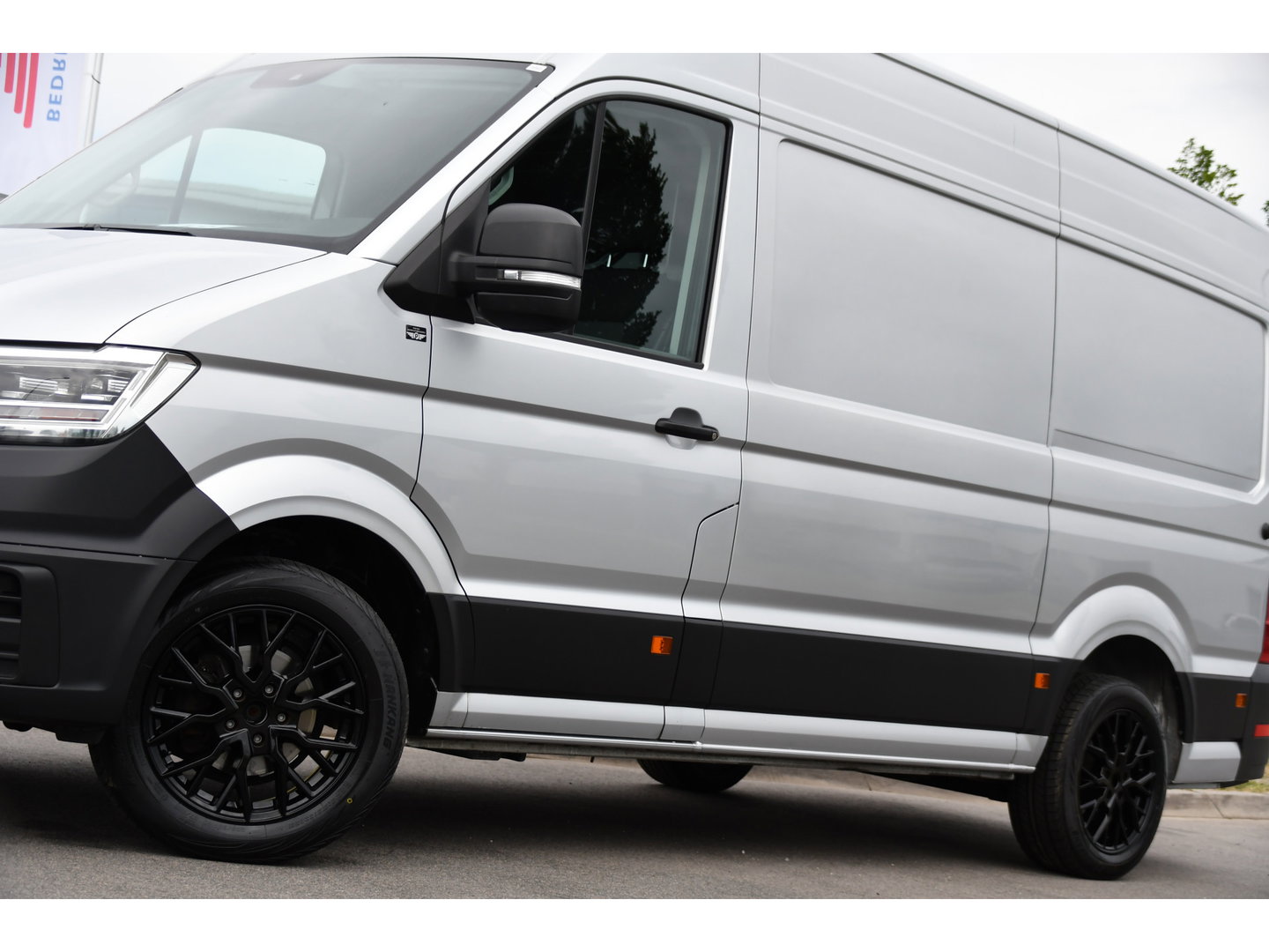 Volkswagen Crafter 35 2.0 TDI L3H3 PB Edition Camera, Cruise, Carplay, LED, 177pk, Automaat, Multimedia, Standkachel, Sensoren, Uniek!