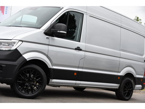 Volkswagen Crafter 35 2.0 TDI L3H3 PB Edition Camera, Cruise, Carplay, LED, 177pk, Automaat, Multimedia, Standkachel, Sensoren, Uniek!