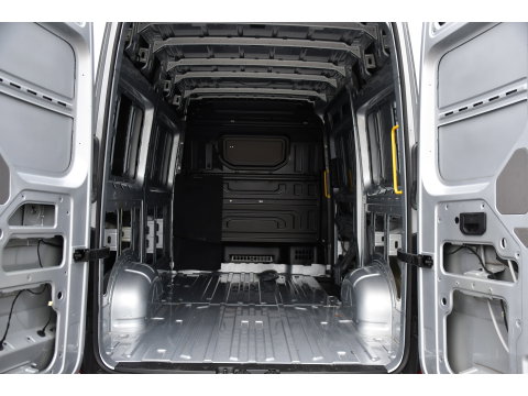 Volkswagen Crafter 35 2.0 TDI L3H3 PB Edition Camera, Cruise, Carplay, LED, 177pk, Automaat, Multimedia, Standkachel, Sensoren, Uniek!